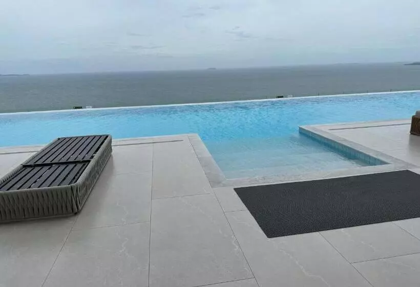 Copacabana Seeview 48 Floor