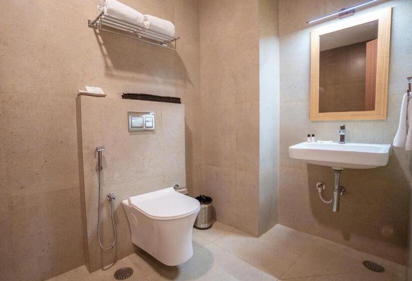 בית מלון כפרי Achyut