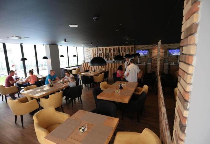 هتل Alvin Comfort