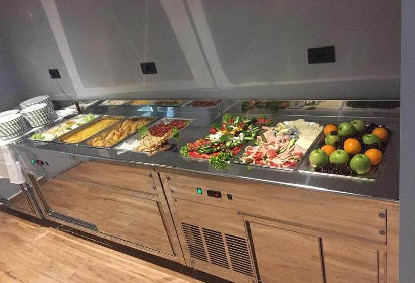 هتل Alvin Comfort