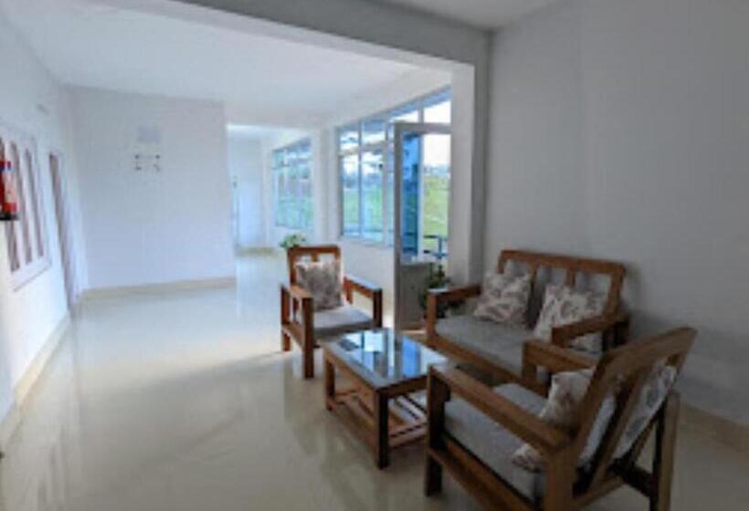 בית מלון כפרי Dewa Elegance Tawang