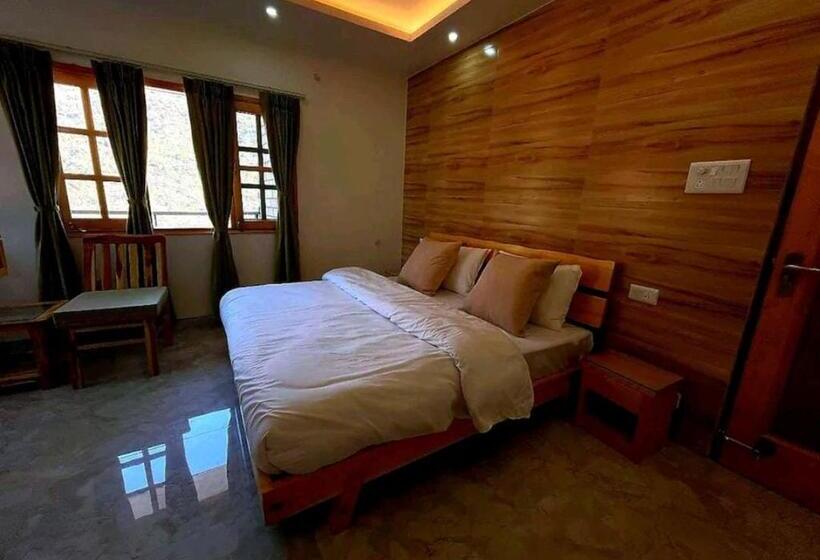 בית מלון כפרי Himalayan Crescent 2 Bedroom Luxury Independent Villas Manali