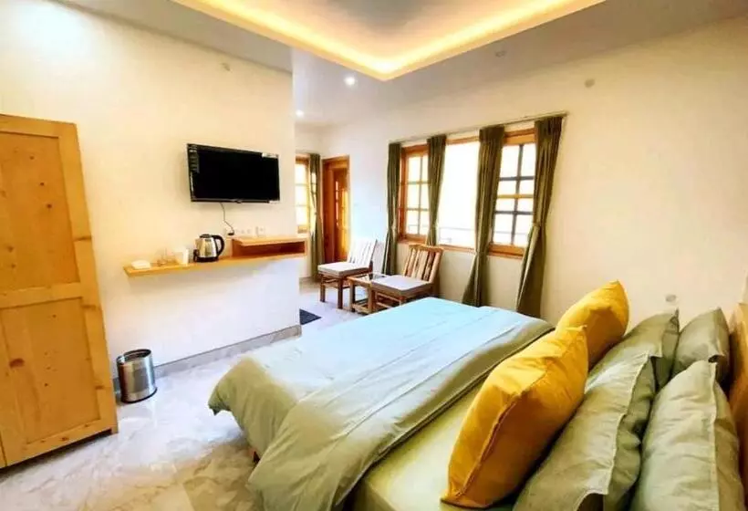 ホテル Himalayan Crescent 2 Bedroom Luxury Independent Villas Manali