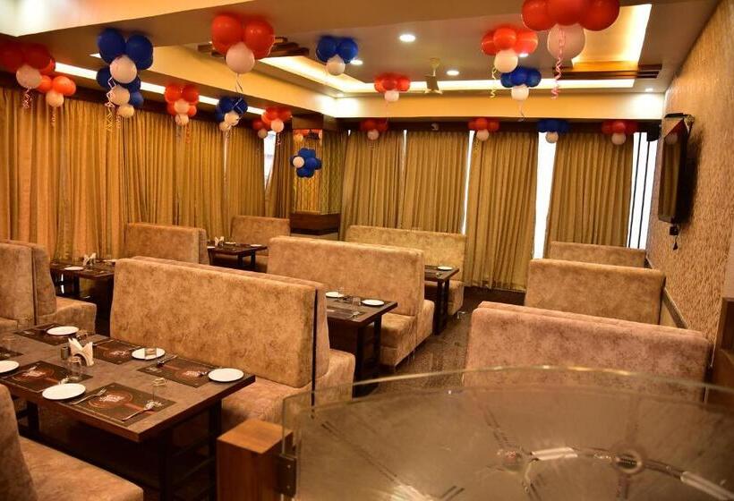 Hotel Lotus Gardenia