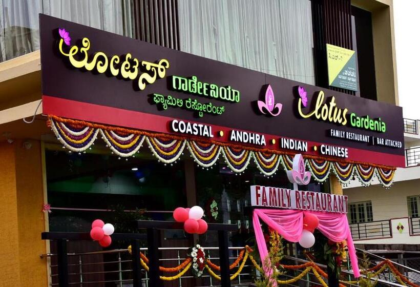 Hotel Lotus Gardenia