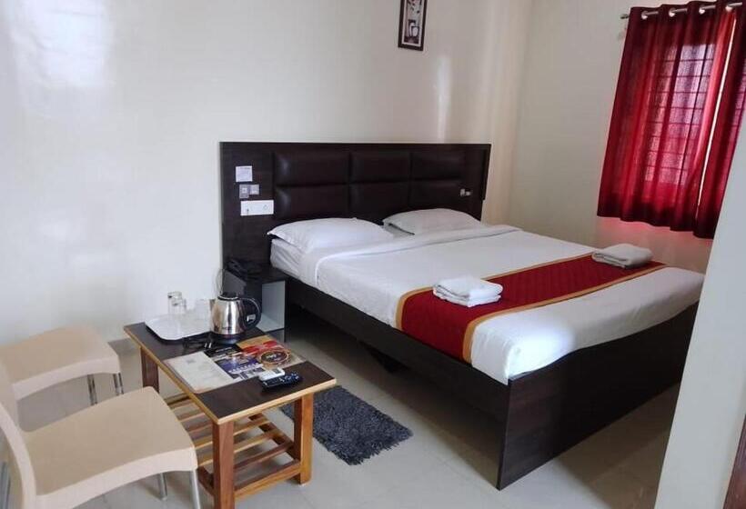 Hotel Lotus Gardenia