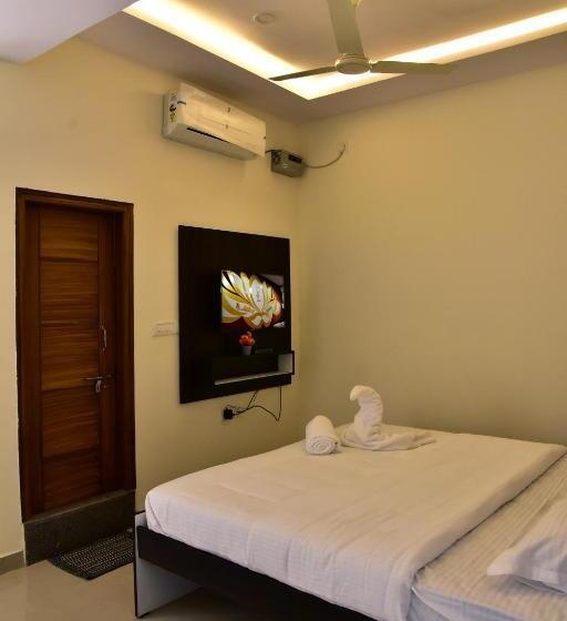 Hotel Lotus Gardenia