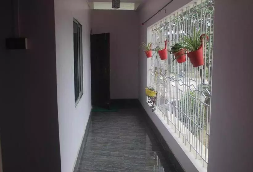 ホテル Monikanchan Lodge