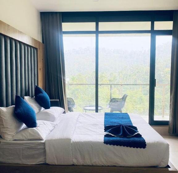 Hotel Mountview By Farstay Wayanad