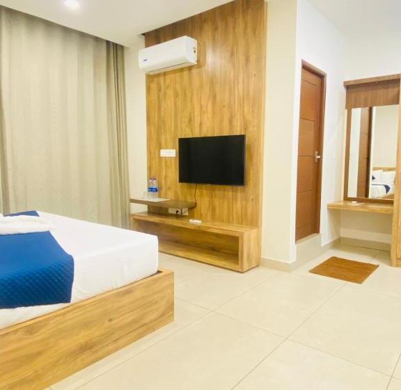 Hotelli Mountview By Farstay Wayanad