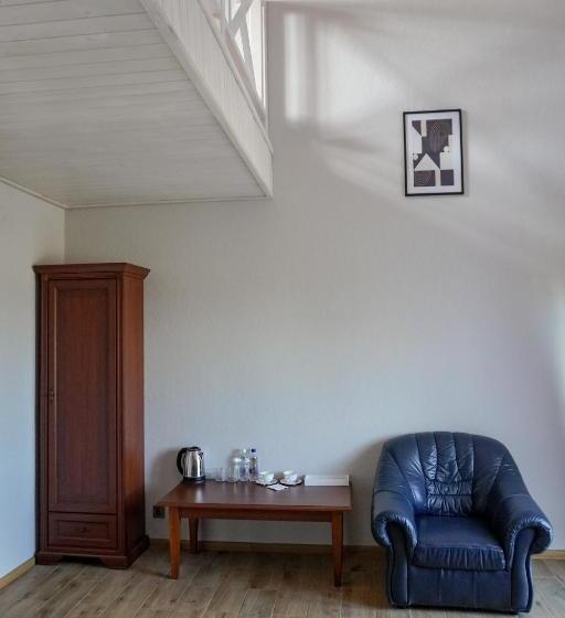 호텔 Na Pagorbi Lutsk