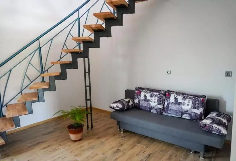 Hotelli Na Pagorbi Lutsk