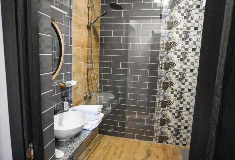 호텔 Na Pagorbi Lutsk