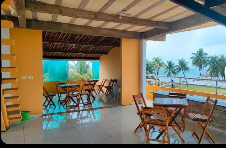 Hotelli Pousada Pé Na Areia