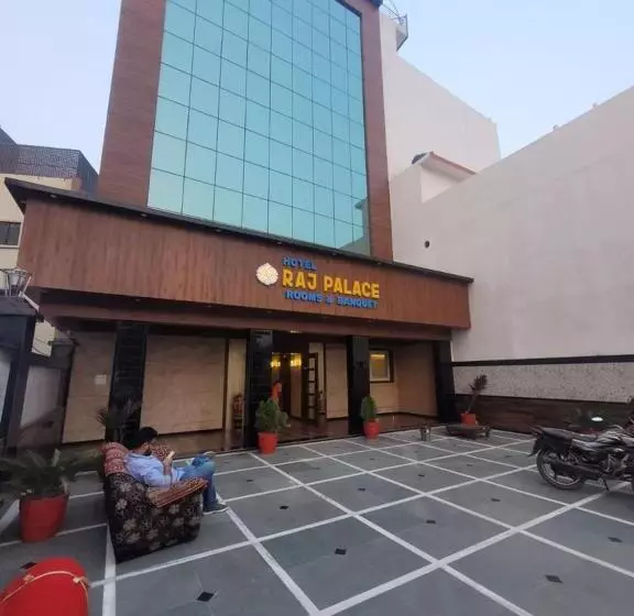 Hotelli Raj Palace, Ayodhya