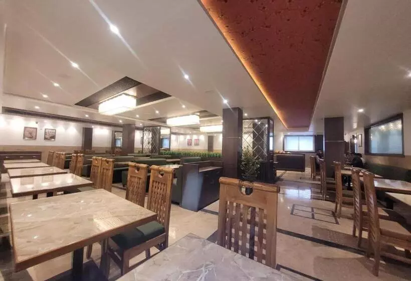 Hotelli Raj Palace, Ayodhya