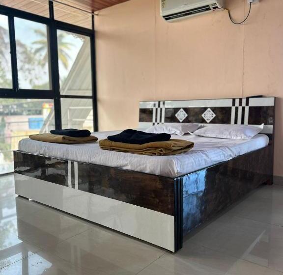 בית מלון כפרי Sai Adynya