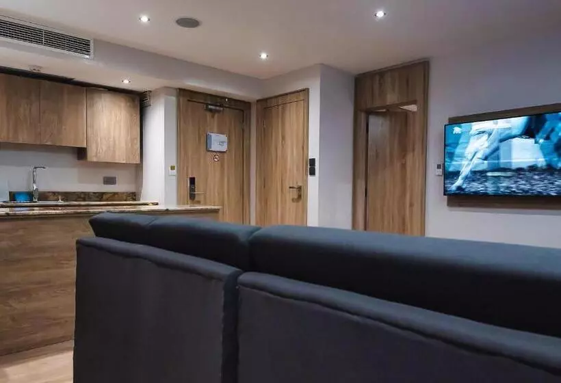 هتل Sunflower Residence Victoria Island