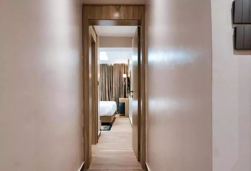 هتل Sunflower Residence Victoria Island