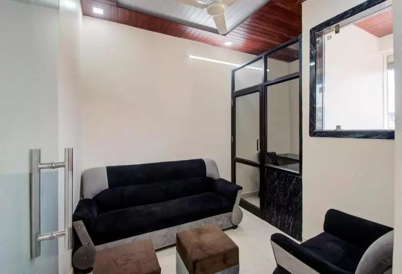 Oyo Hotel Rj 21 18