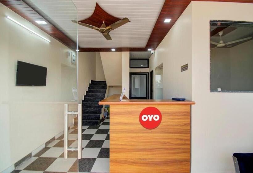Oyo Hotel Rj 21 18