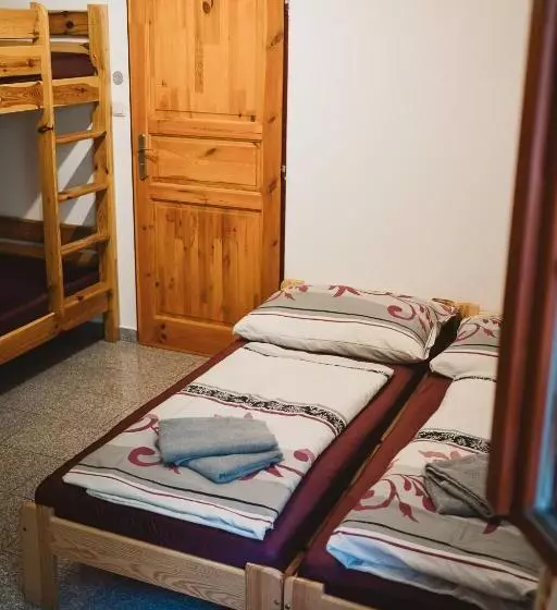 ペンション Gasthaus Kitzloch