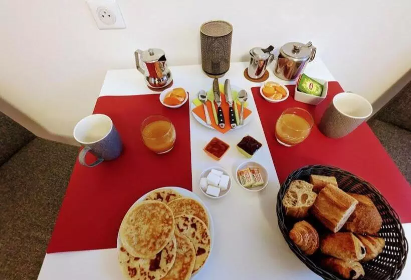 ペンション Guestroom Valençay, 1 Pièce, 2 Personnes   Fr 1 591 570