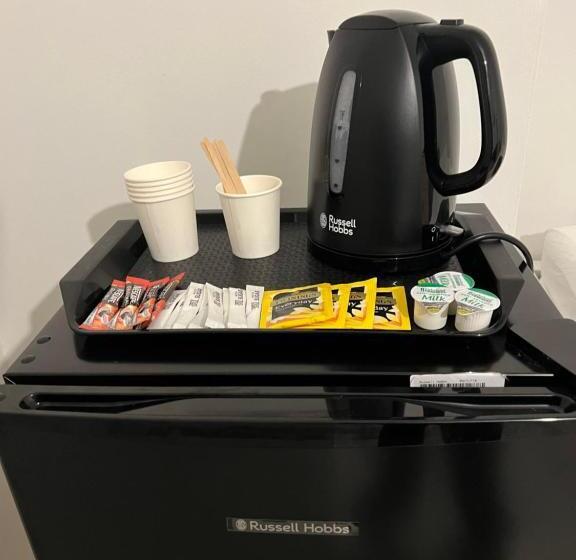 پانسیون Lovely Triple And Quadruple Bedrooms In Euston