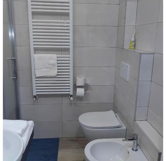 Пансион Pigro House Bologna Airport Suite