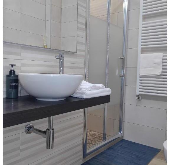 Пансион Pigro House Bologna Airport Suite