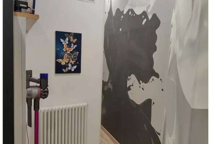 پانسیون Pigro House   Bologna Airport Suite