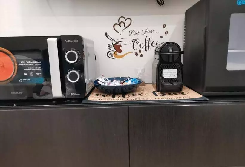 پانسیون Pigro House   Bologna Airport Suite