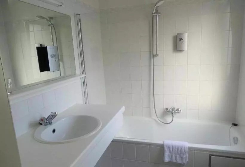 ペンション Room In Apartment   Value Stay Brussels South   Comfort Studio   Twin