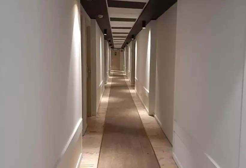 ペンション Room In Apartment   Value Stay Brussels South   Comfort Studio   Twin