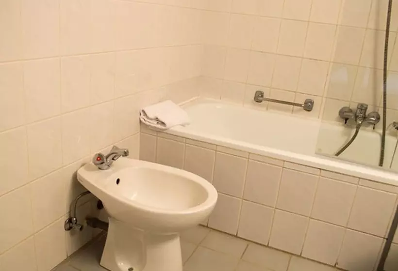 ペンション Room In Apartment   Value Stay Brussels South   Comfort Studio   Twin