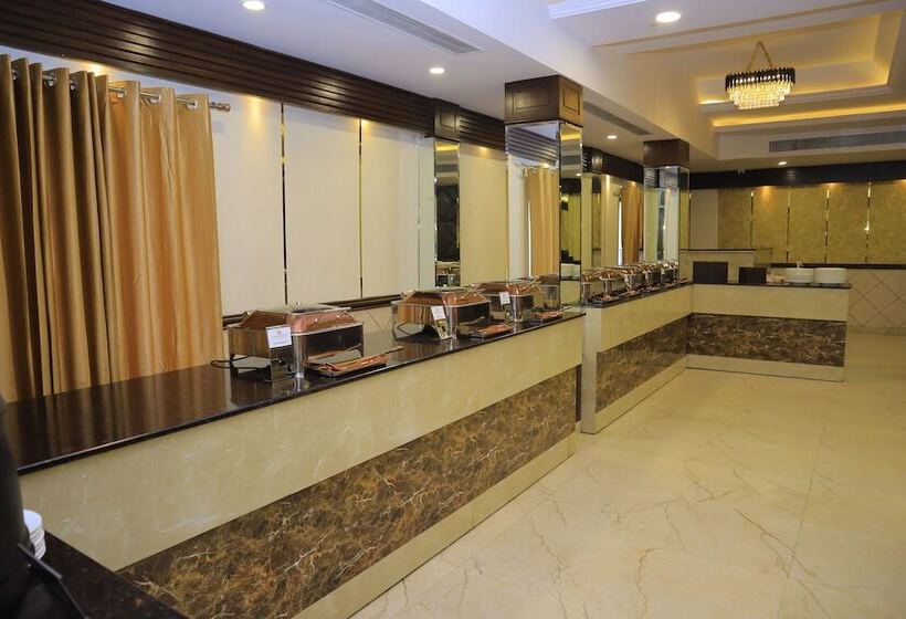 Pineberry Hotels   Near Golden Temple