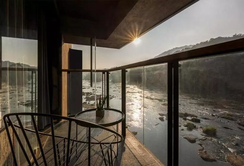 Lomakeskus Sterling Athirappilly