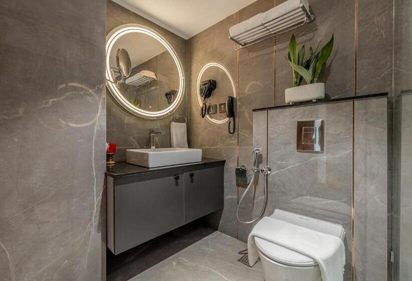 אתר נופש Sterling Athirappilly