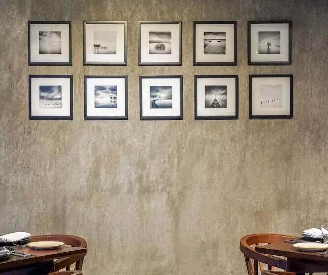 Lomakeskus Sterling Athirappilly