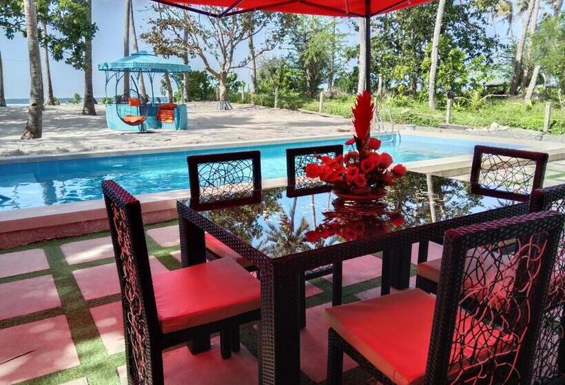 Saffire Beach Resort And Glamping