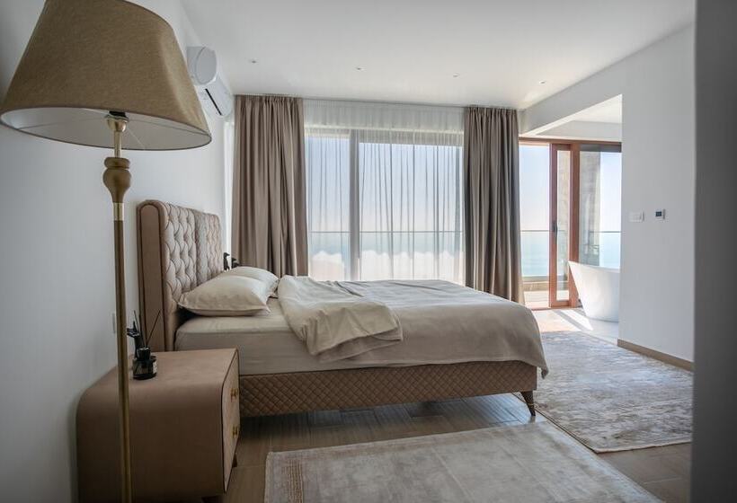 تختخواب و صبحانه Cape Montenegro Villas