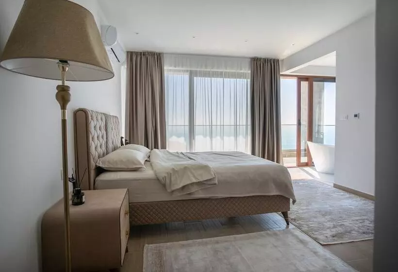 تختخواب و صبحانه Cape Montenegro Villas