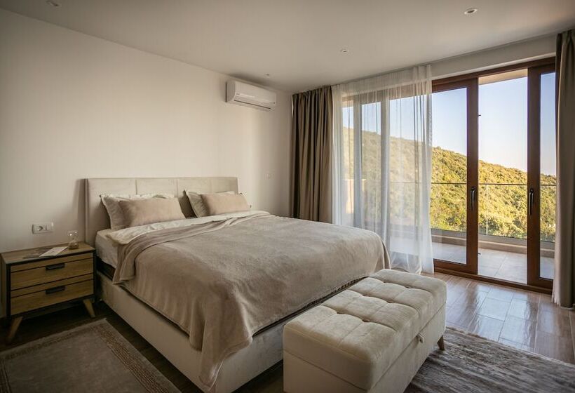 تختخواب و صبحانه Cape Montenegro Villas