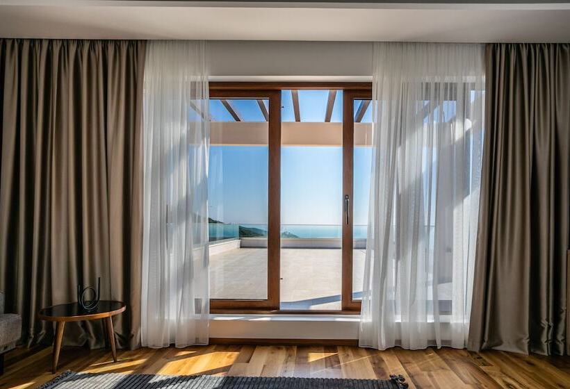 تختخواب و صبحانه Cape Montenegro Villas