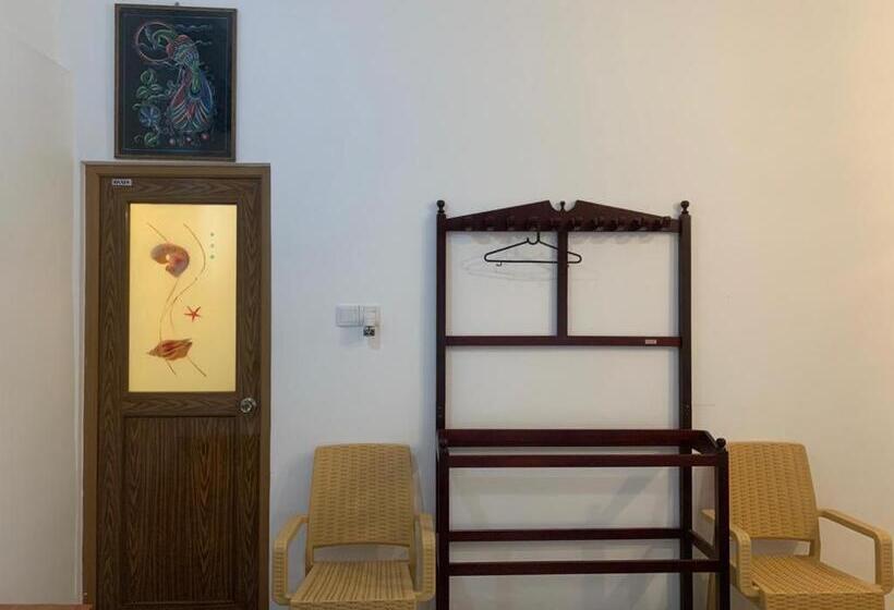 مبيت وإفطار Hamilton Tourist Rest