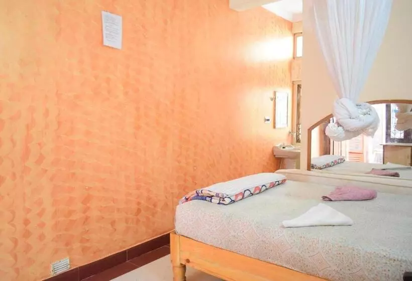 ベッドアンドブレックファースト Lakshmi Heritage Tourist Home