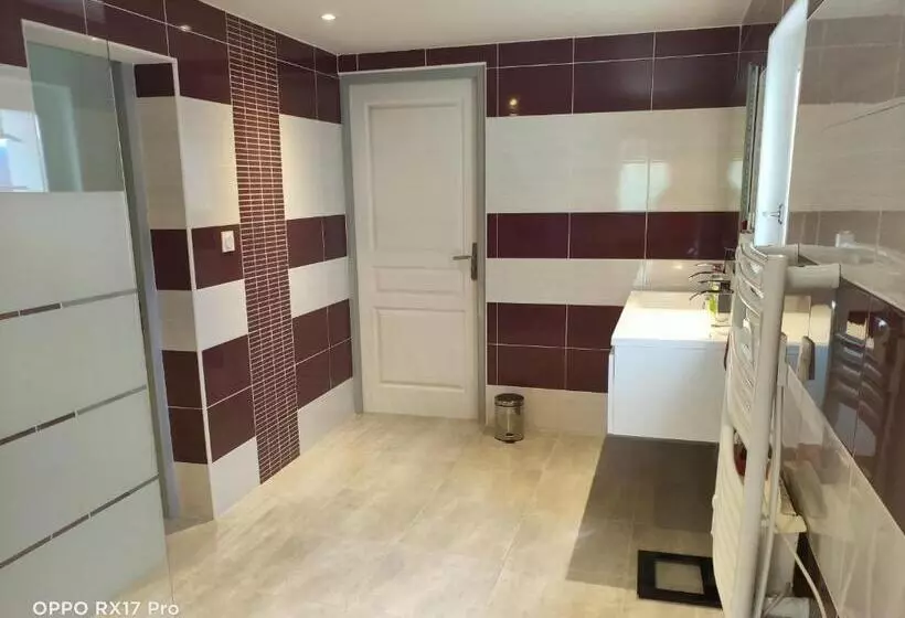 تختخواب و صبحانه Lavocette Maison Appartement
