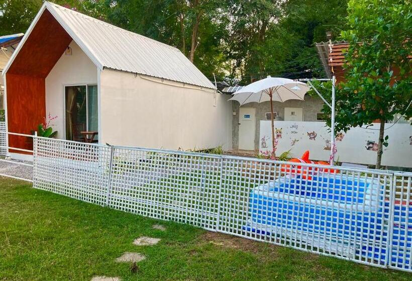 Bed and Breakfast เดอะมินิมอล นอร์ดิกเฮ้าส์the Minimal Nordic House By The Mountain Ozoneบ้านโอโซนขุนเขาแก่งกระจาน