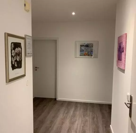 ベッドアンドブレックファースト Zentrum Appartment Neuburg