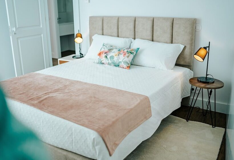 Guerreiro House   Regina Hotel Group